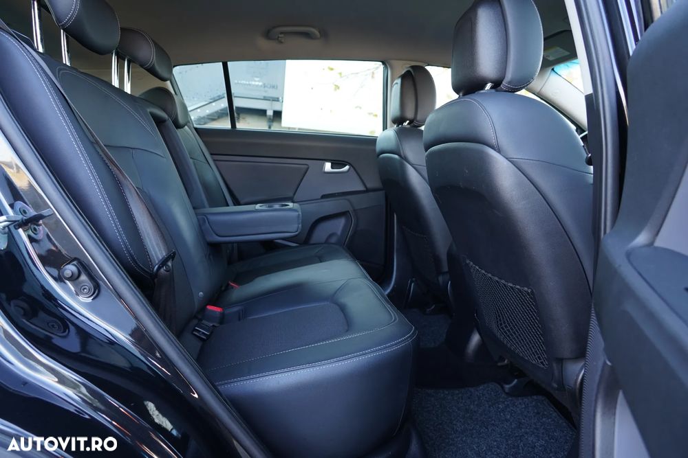 Kia Sportage 2.0 DSL HP 6MT 4x4 Style - 17