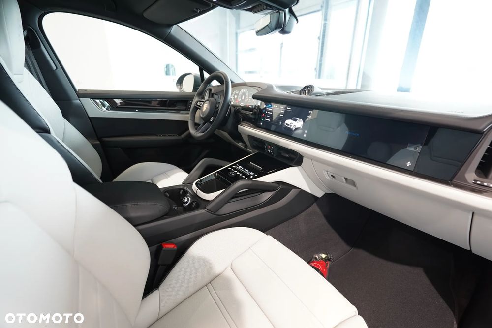 Porsche Cayenne Coupe S - 27