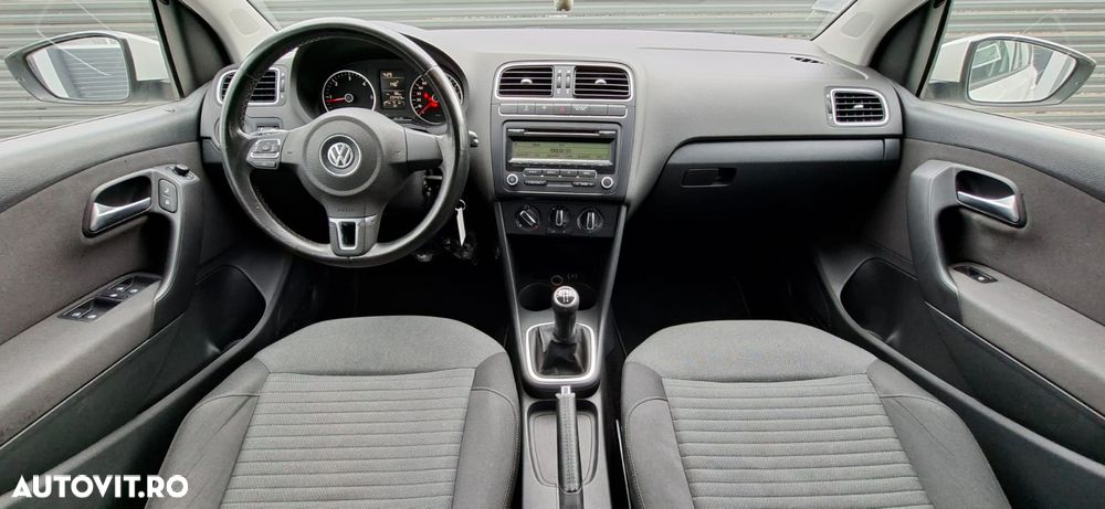 Volkswagen Polo - 5