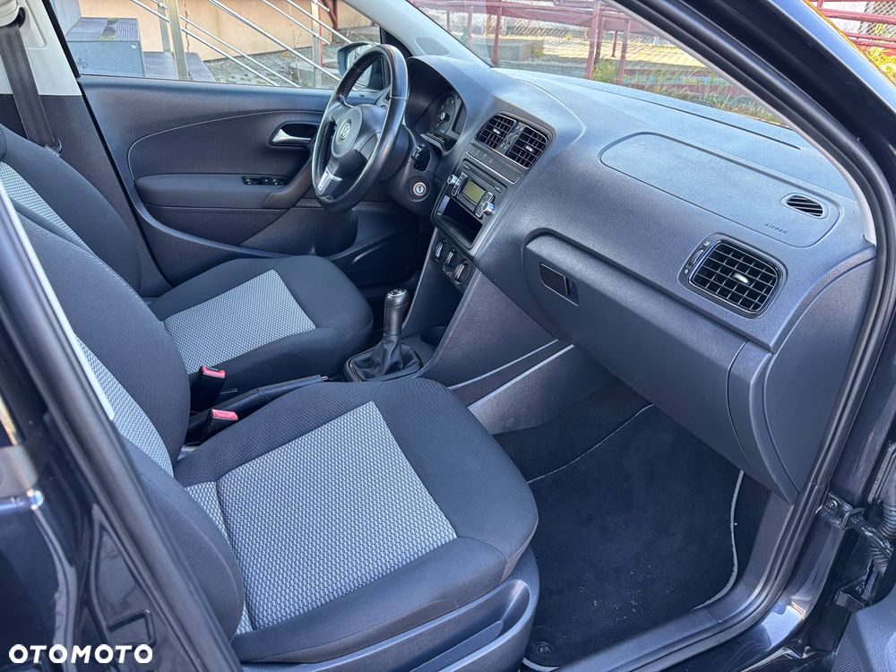 Volkswagen Polo 1.4 16V Comfortline - 5
