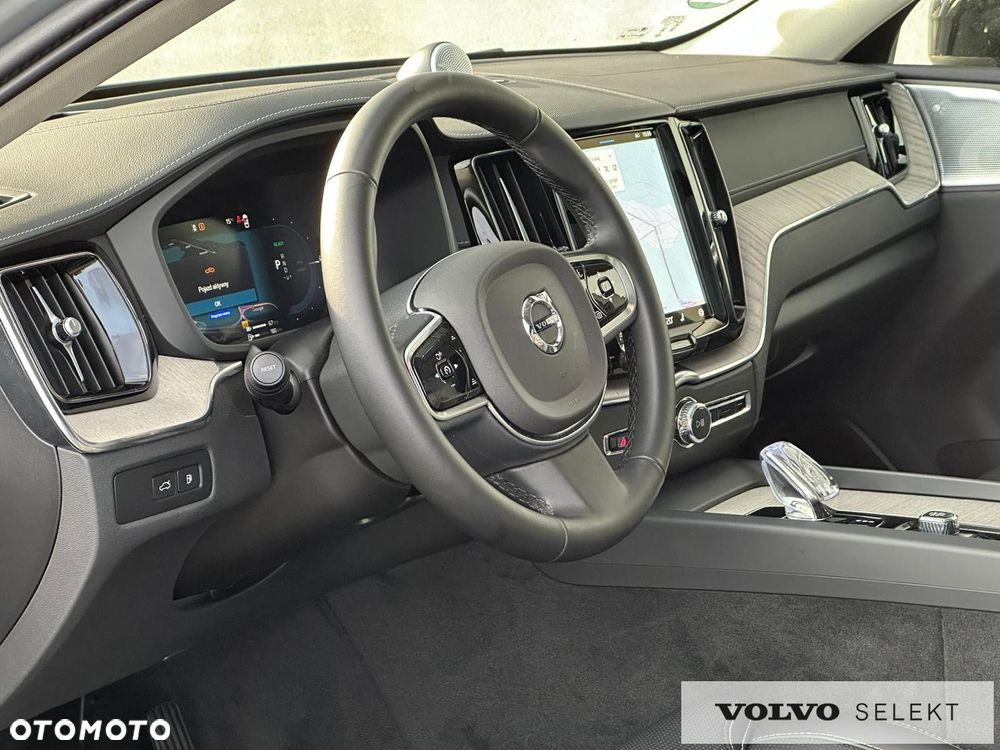 Volvo XC 60 - 24