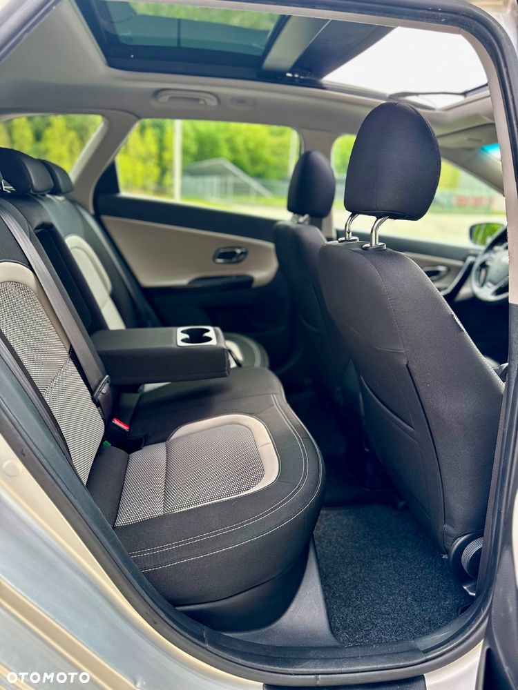 Kia Ceed 1.6 CRDi Business Line - 15