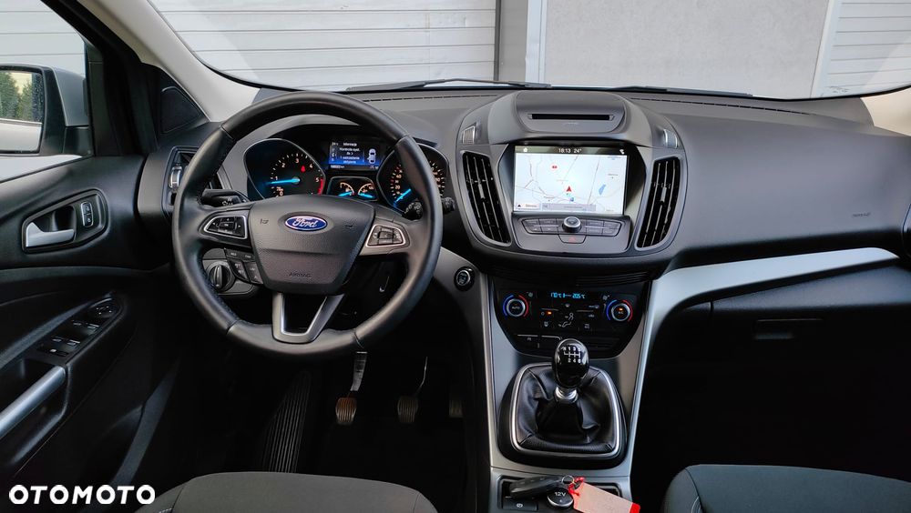 Ford Kuga - 8