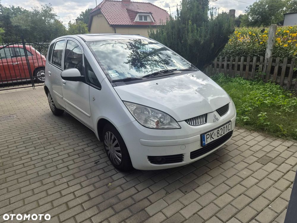 Mitsubishi Colt - 1