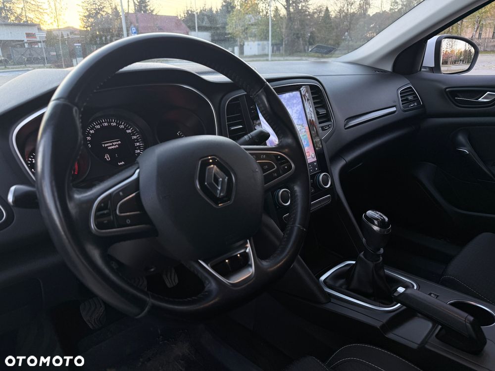 Renault Megane - 11