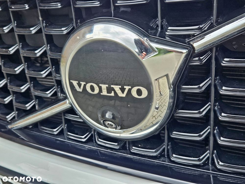 Volvo XC 40 B5 B AWD Ultimate Dark - 9