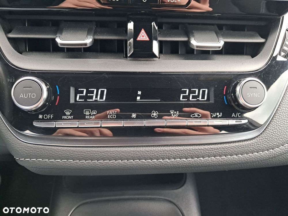 Toyota Corolla 1.8 Hybrid Comfort - 26