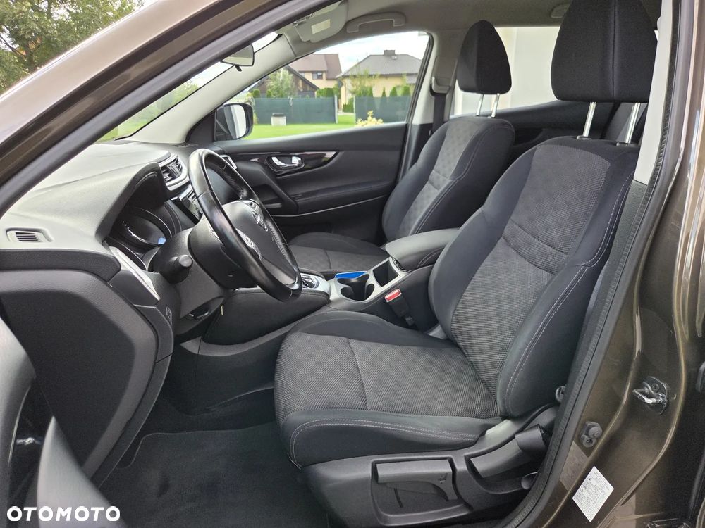 Nissan Qashqai - 16