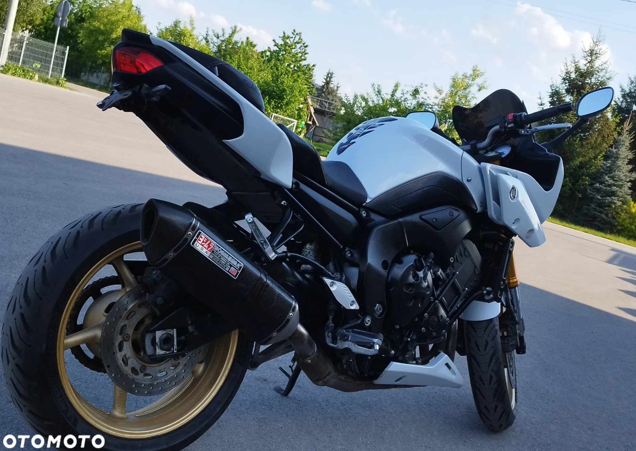 Yamaha FZ8 - 8