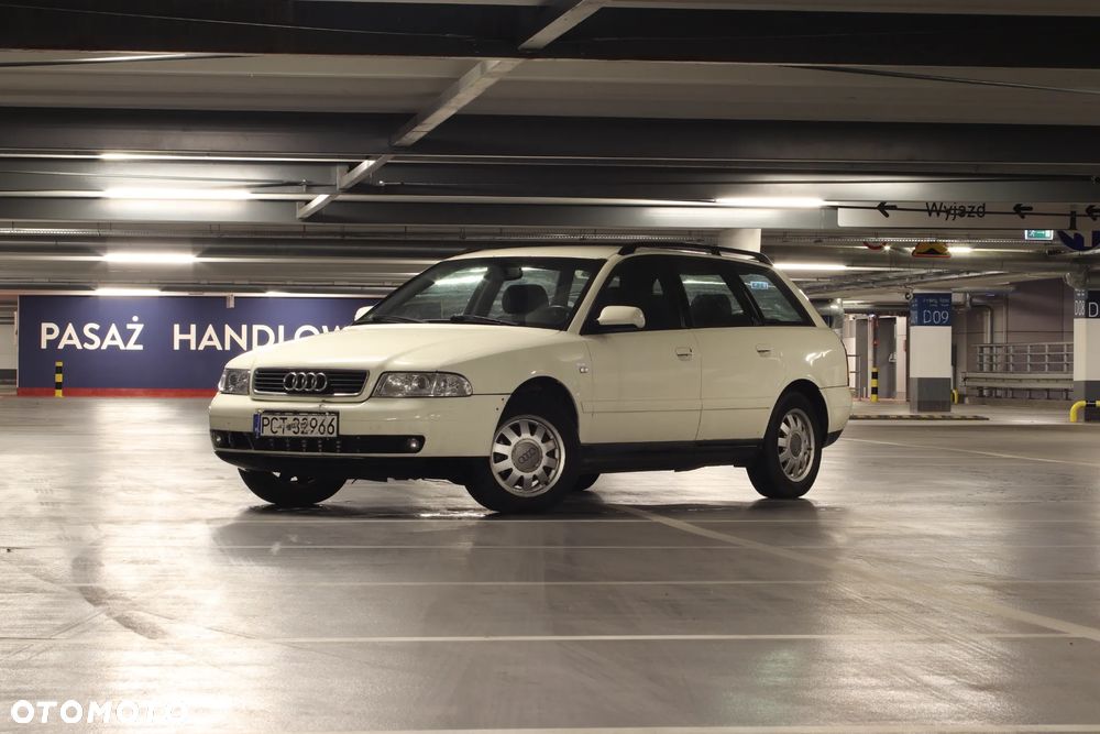Audi A4 Avant - 1