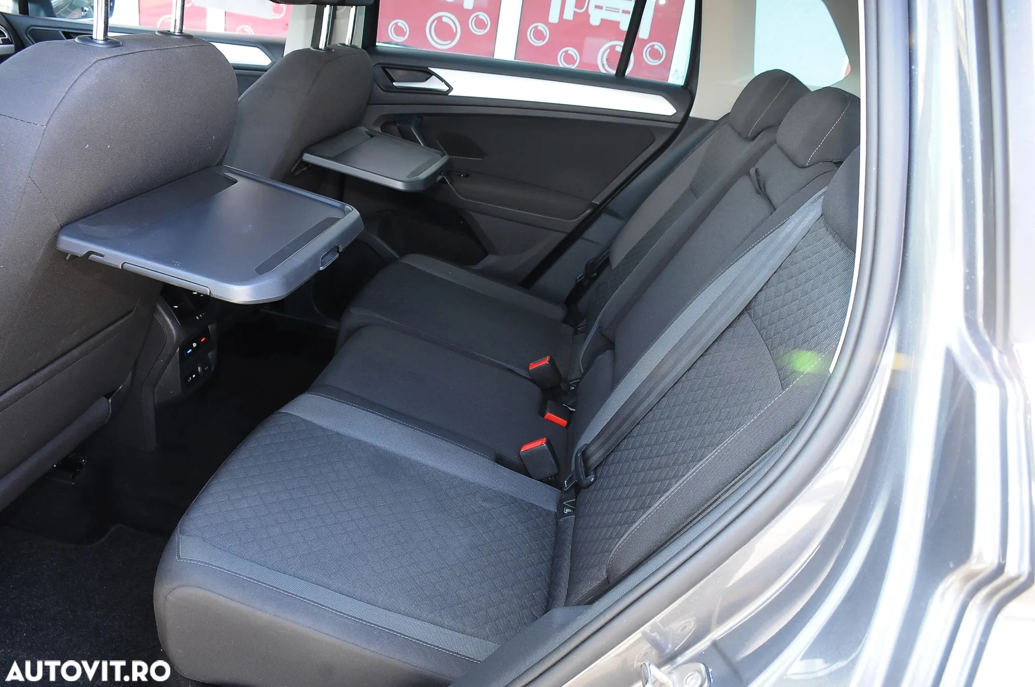 Volkswagen Tiguan 1.5 TSI ACT Comfortline - 19