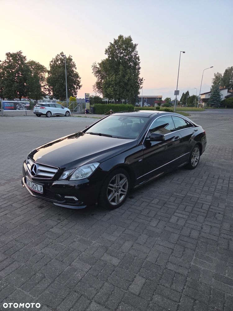 Mercedes-Benz Klasa E 250 CDI DPF BlueEFFICIENCY 7G-TRONIC Avantgarde - 1