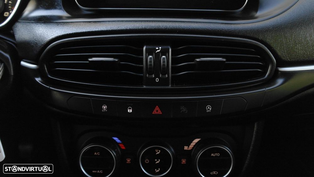 Fiat Tipo Station Wagon 1.3 M-Jet Easy - 39