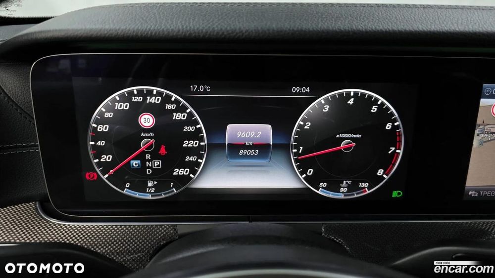 Mercedes-Benz Klasa E 300 9G-TRONIC AMG Line - 8