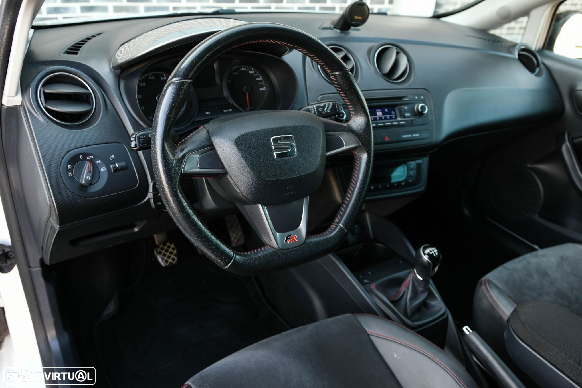 SEAT Ibiza 1.2 TSi FR - 16