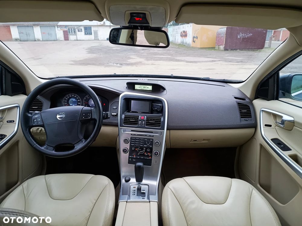 Volvo XC 60 2.4D AWD Momentum - 14