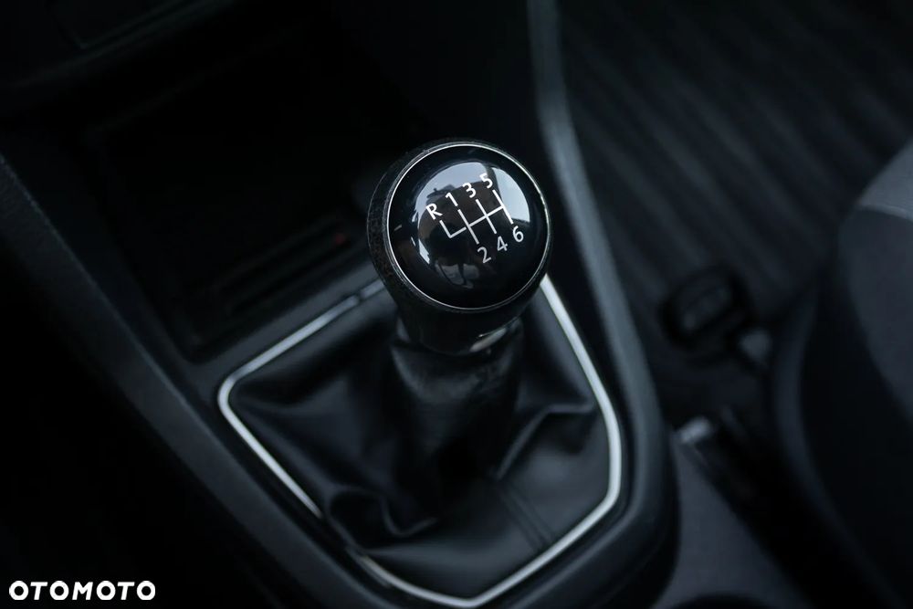 Volkswagen Caddy - 18