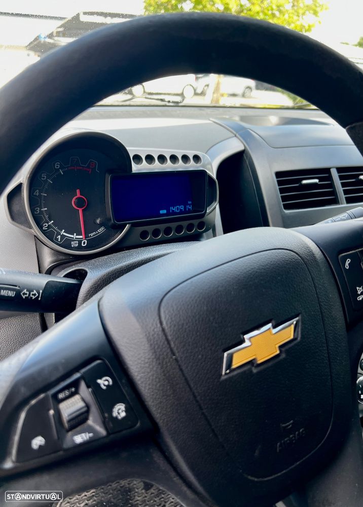 Chevrolet Aveo 1.2 LS - 8