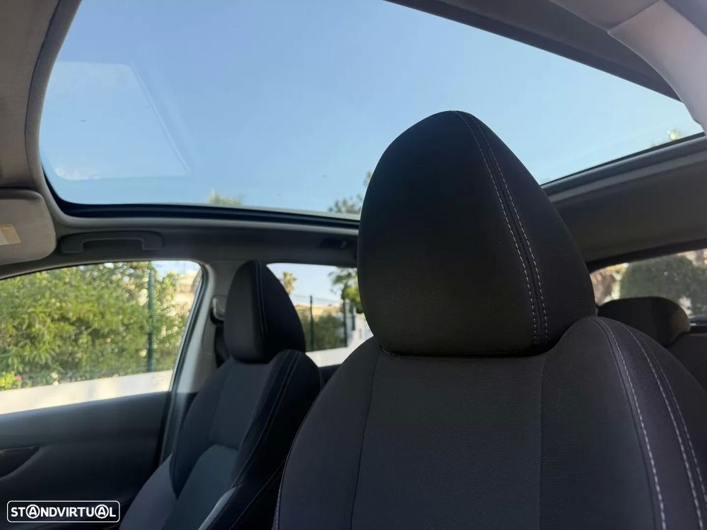 Nissan Qashqai 1.3 DIG-T N-Connecta J18 - 15