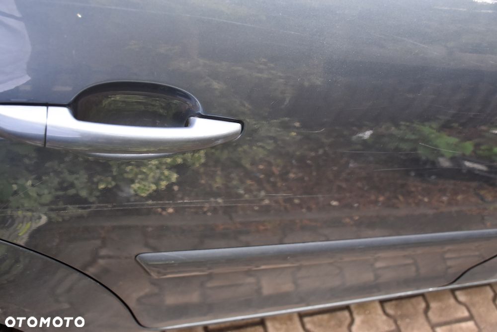 Citroën C4 Picasso HDi 150 FAP Business Class - 11
