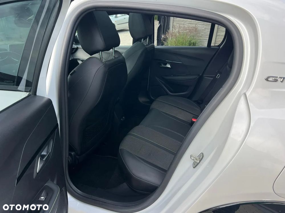 Peugeot 208 PureTech 100 GT - 10