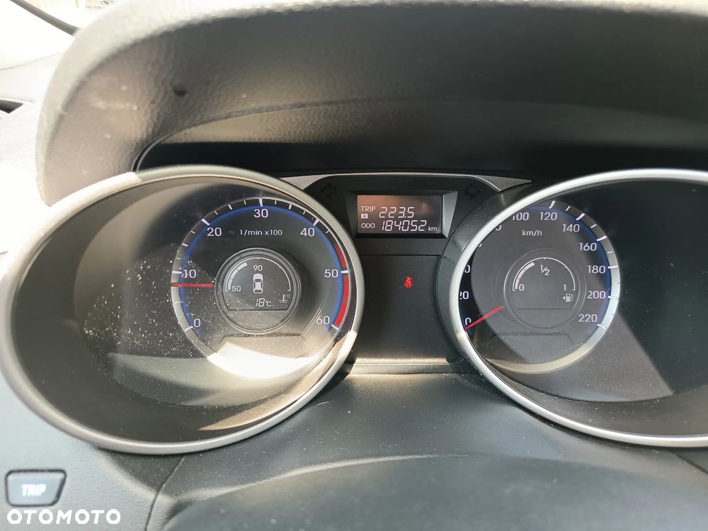 Hyundai ix35 2.0 CRDi 4WD Style - 9