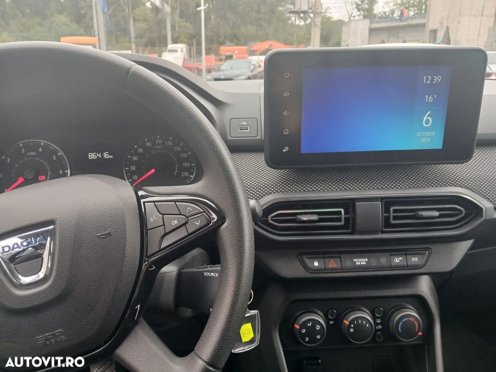 Dacia Sandero TCe 90 Essential - 6