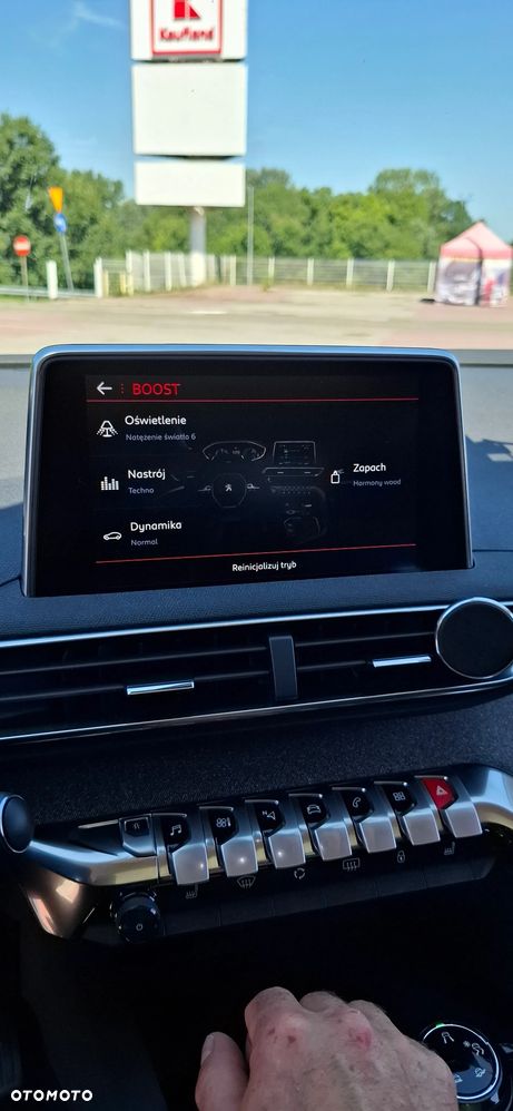 Peugeot 3008 1.6 BlueHDi Allure S&S EAT6 - 31