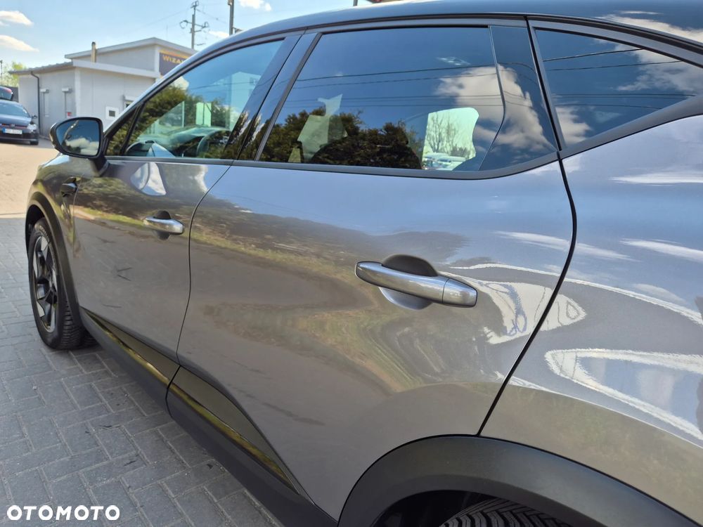 Renault Captur TCe Mild Hybrid 140 GPF TECHNO FAST TRACK - 23