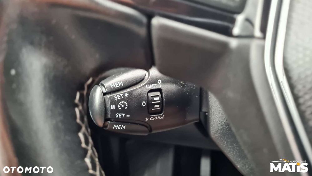 Peugeot 5008 - 29
