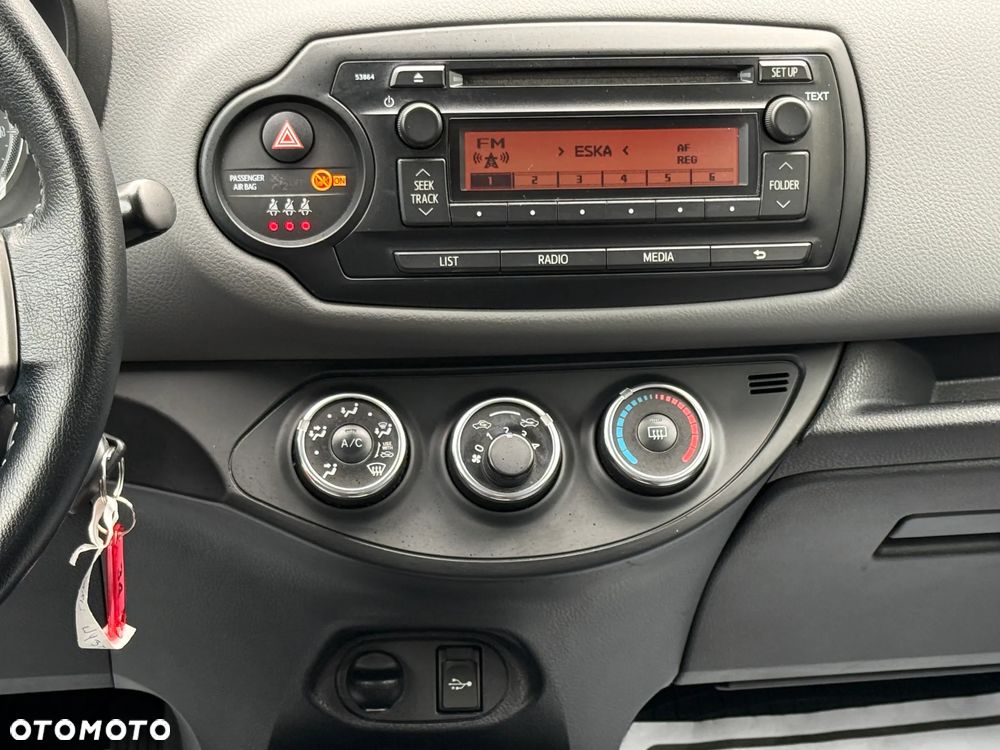 Toyota Yaris 1.0 Active EU6 - 7
