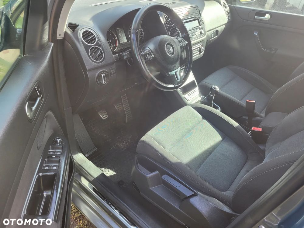 Volkswagen Golf Plus - 25