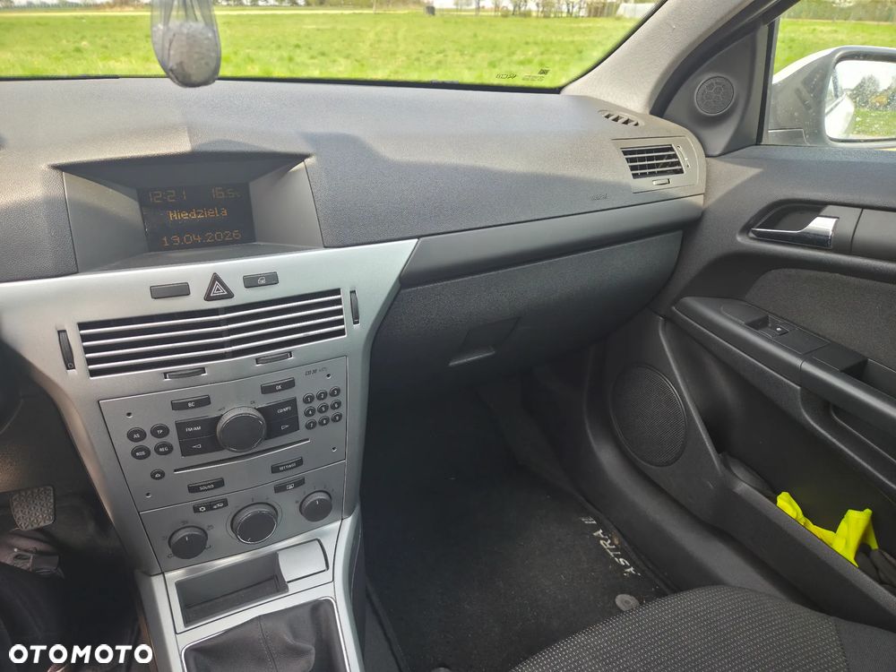Opel Astra 1.4 111 - 13