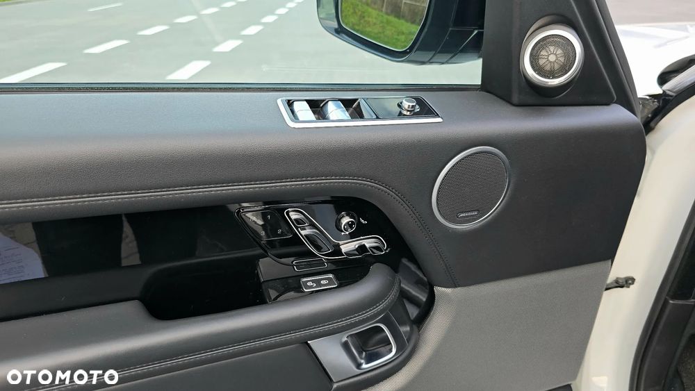 Land Rover Range Rover 3.0 V6 S/C HSE - 11