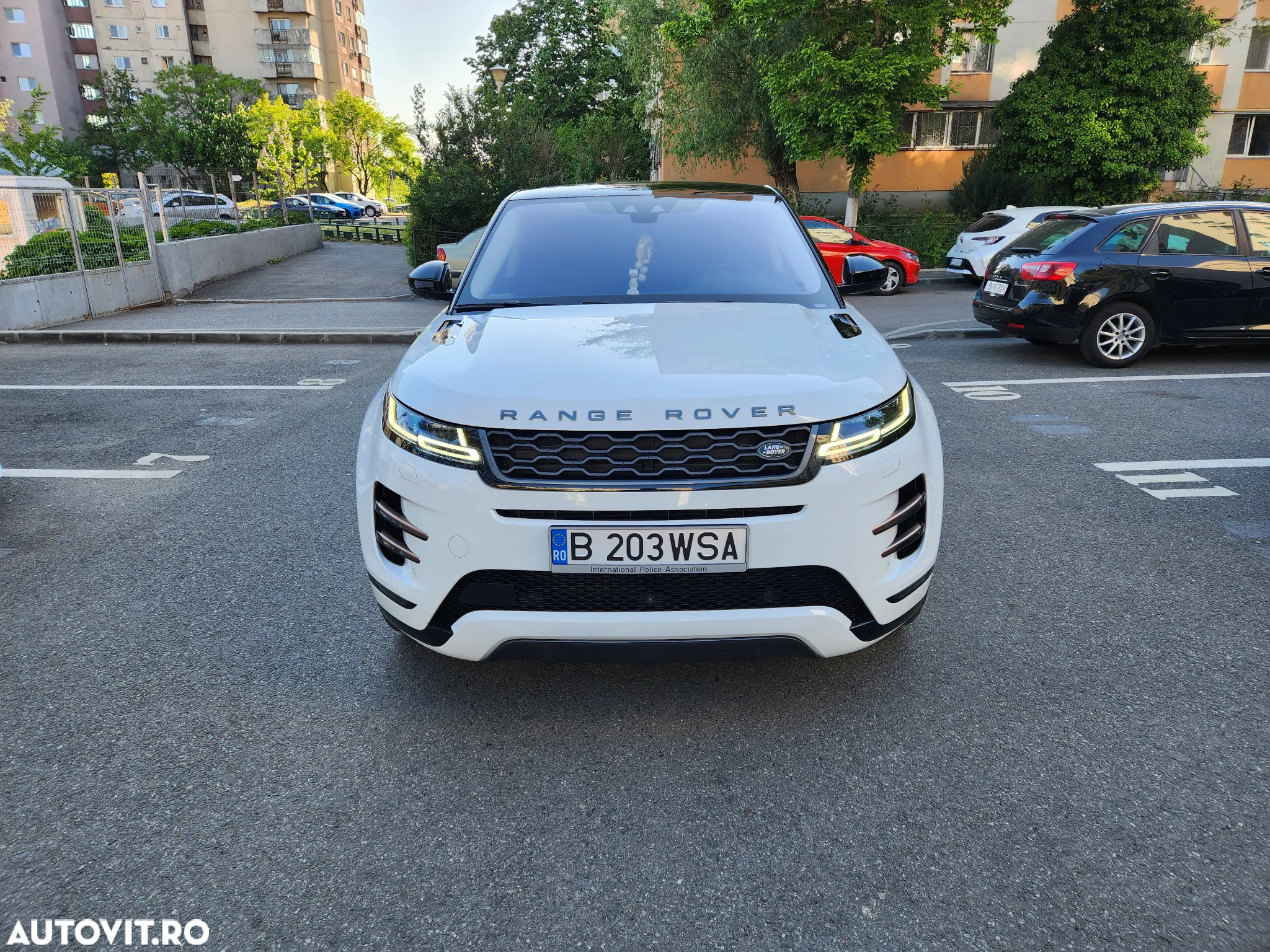 Land Rover Range Rover Evoque 2.0 D180 R-Dynamic SE - 34