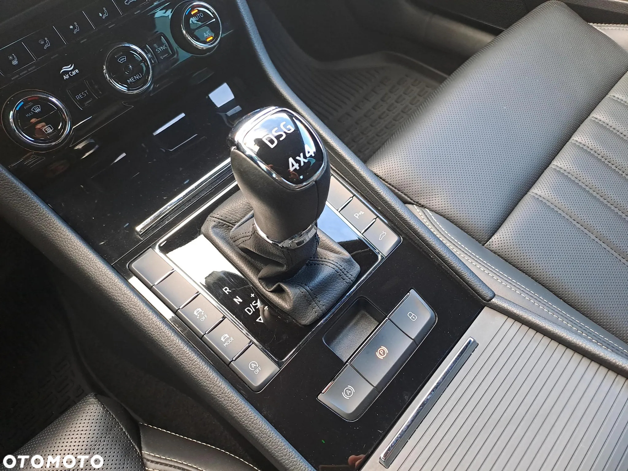 Skoda Superb 2.0 TSI 4x4 L&K DSG - 21