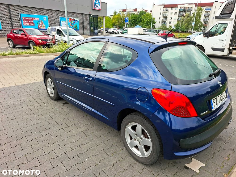 Peugeot 207 1.4 16V Trendy - 5