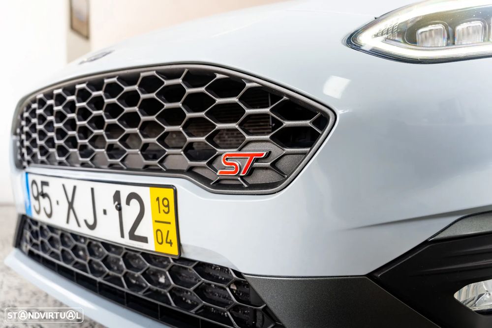 Ford Fiesta 1.5 EcoBoost ST - 17