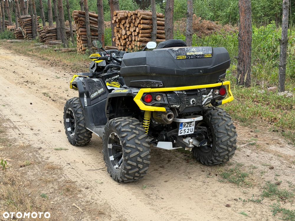 Can-Am Outlander Max - 8
