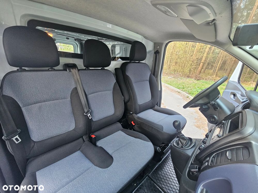 Opel Vivaro - 31