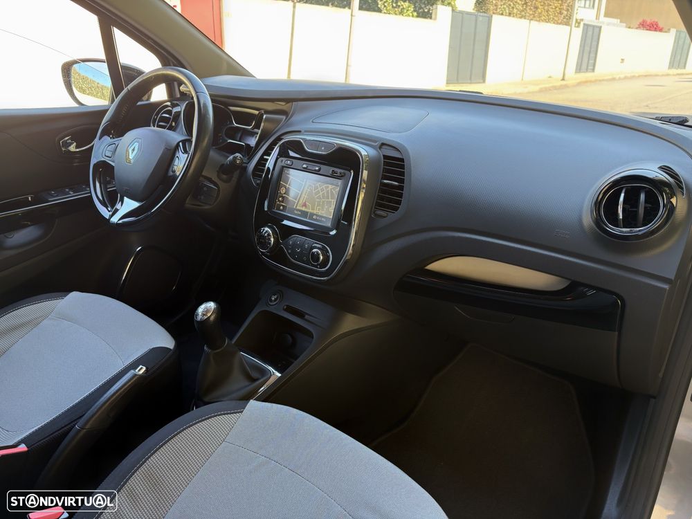 Renault Captur 1.5 dCi Exclusive - 20