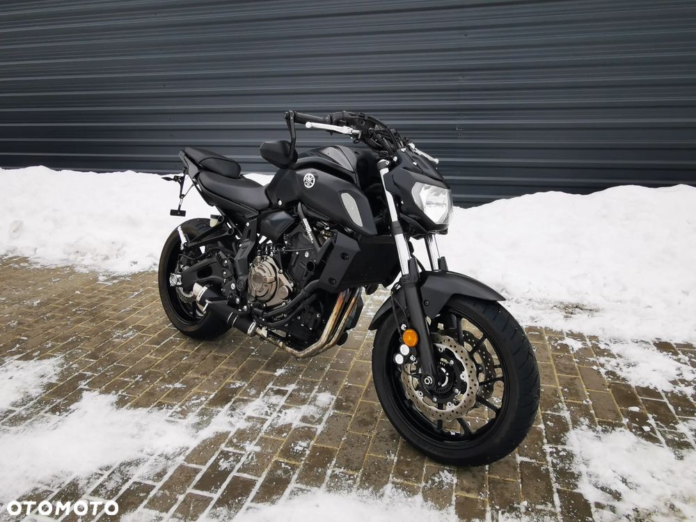 Yamaha MT - 4