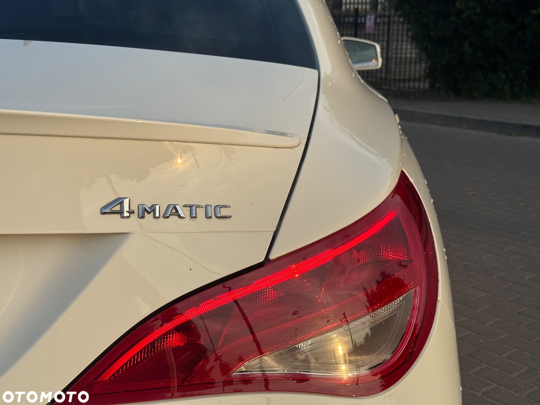 Mercedes-Benz CLA 250 4-Matic AMG Line - 16