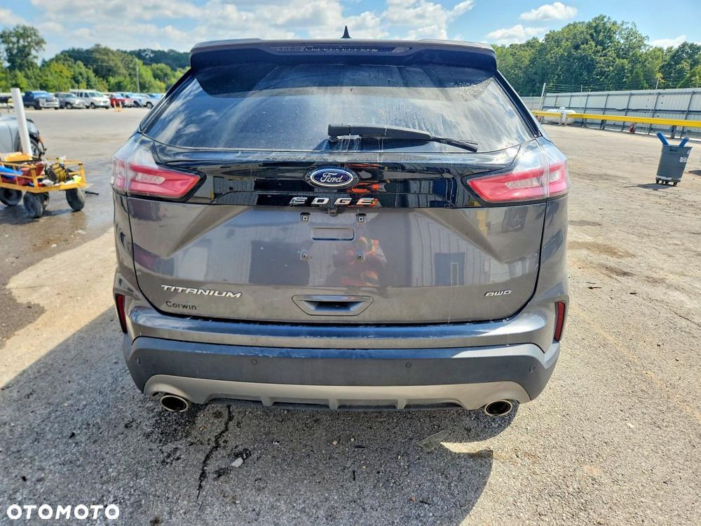 Ford Edge - 7