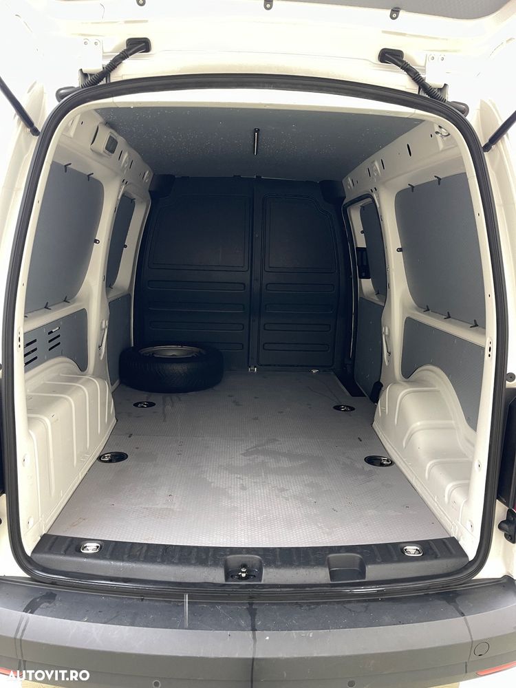 Volkswagen Caddy Maxi 2.0TDI - 30