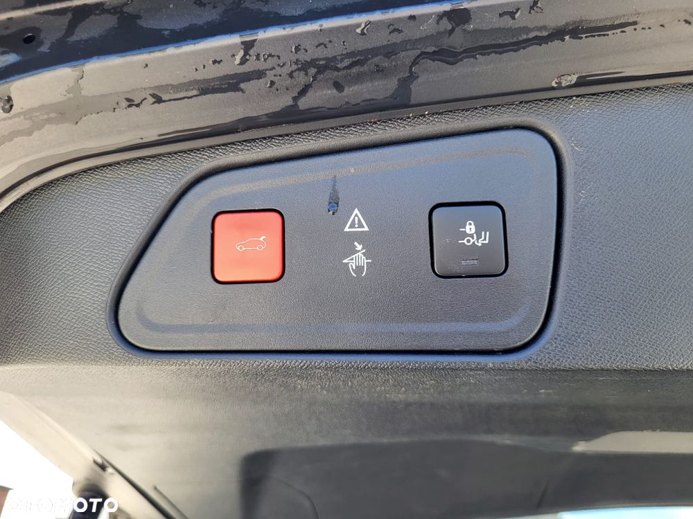 Peugeot 3008 BlueHDi 180 Stop & Start EAT6 GT - 32