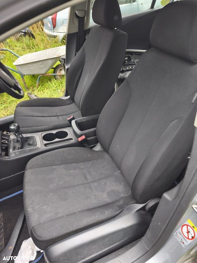 Scaune față  Volkswagen Passat B6 2005 - 2010 - 4