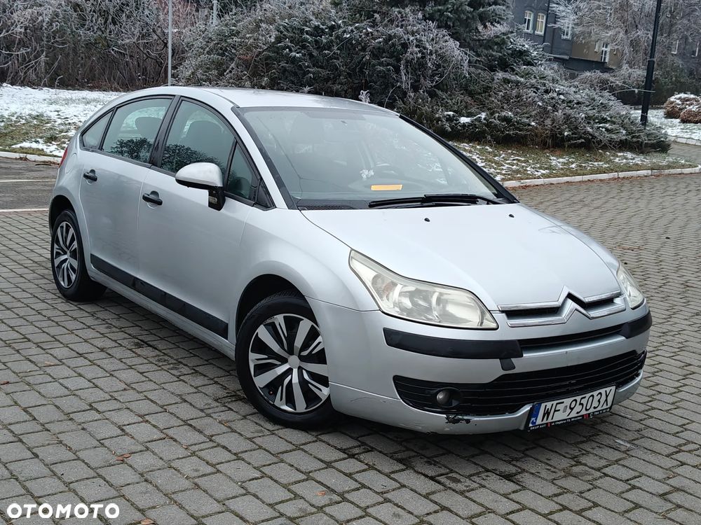Citroën C4 1.4 16V Impress - 4