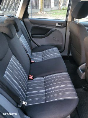 Ford Focus - 21