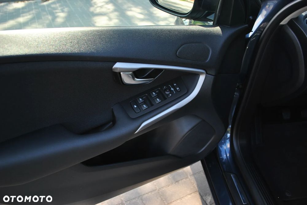 Volvo V40 T3 Drive-E Inscription - 15